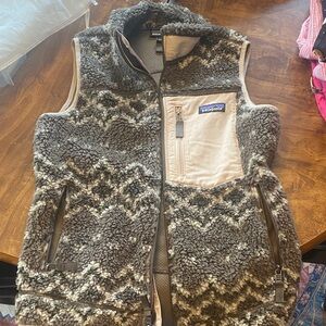 Patagonia Gray and Cream Chevron Fleece Vest
